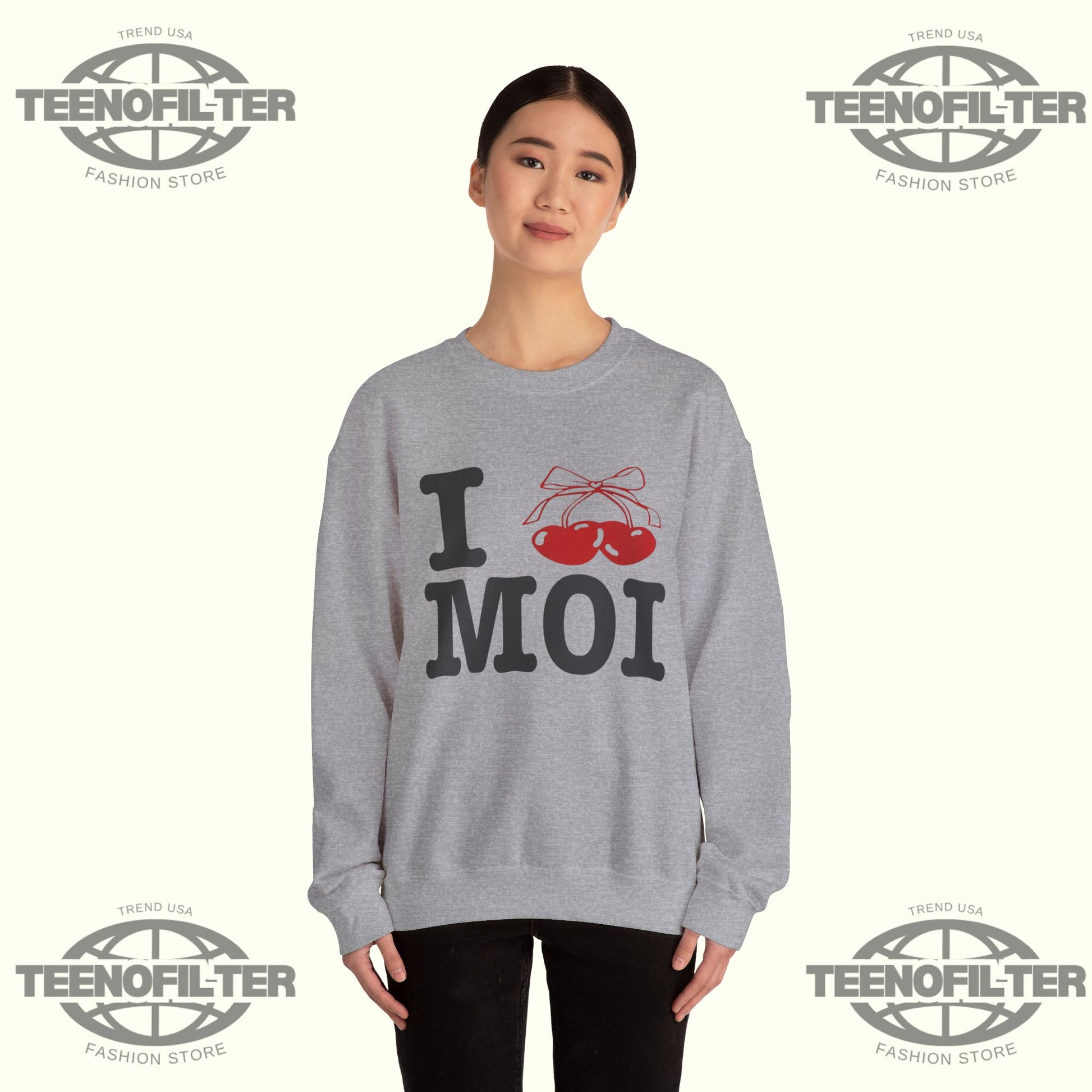 I Love Moi Sweatshirt - Tee No Filter
