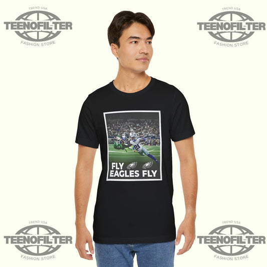 DeVonta Smith Touchdown Fly Eagles Fly T-Shirt Printify