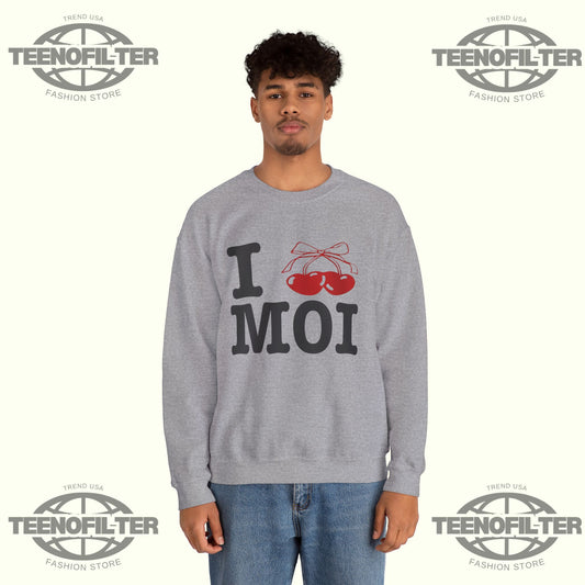 I Love Moi Sweatshirt - Tee No Filter